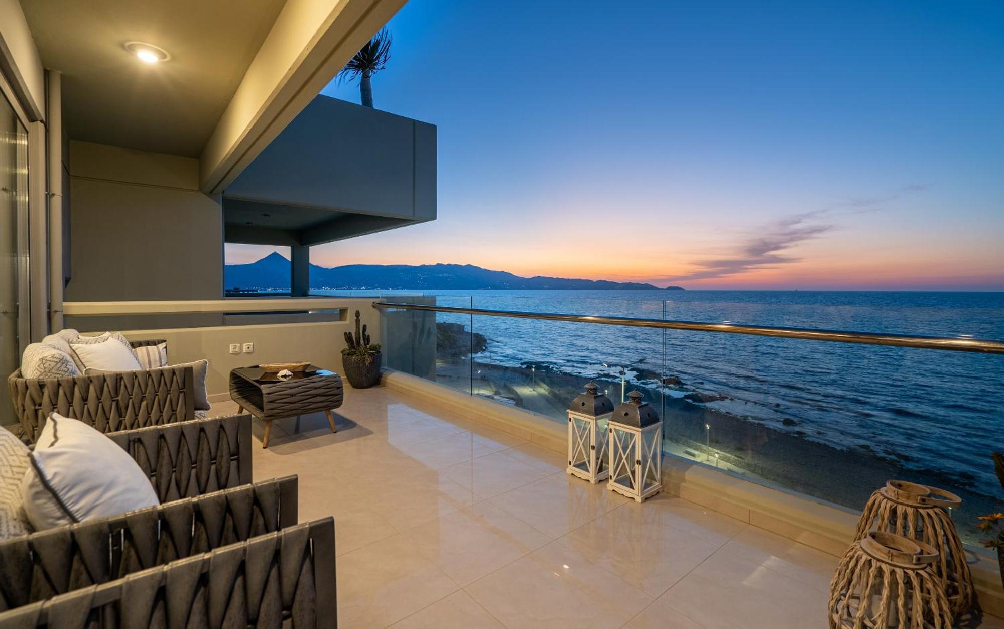 C.P. Luxury Suite Heraklion  Exterior photo